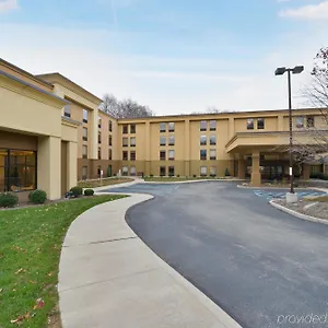 Hotel Mcknight ***